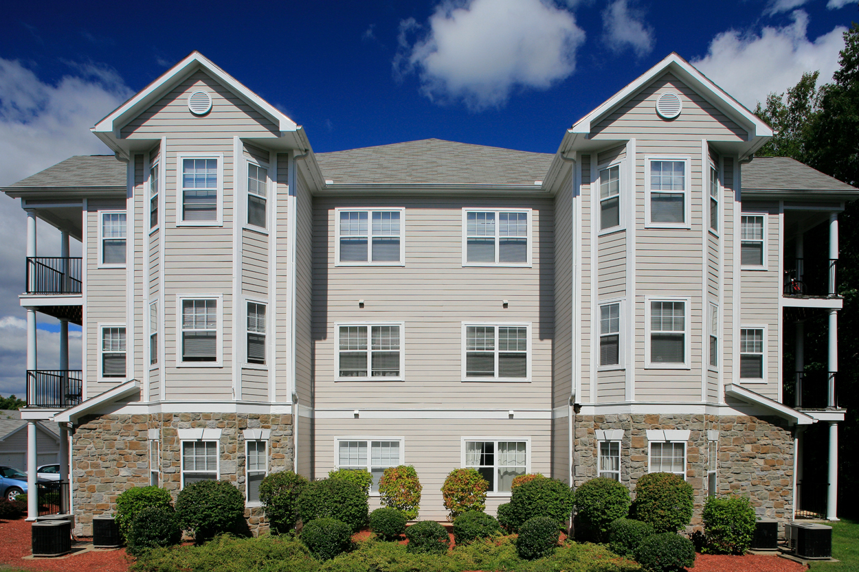 River Pointe At Den Rock Lawrence, MA Home